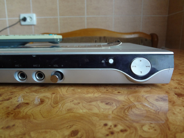 dvd-pleer-lg-dkg-778-s-karaoke-big-3