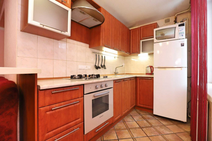 lyuks-v-centre-bulvar-sevcenko-big-1