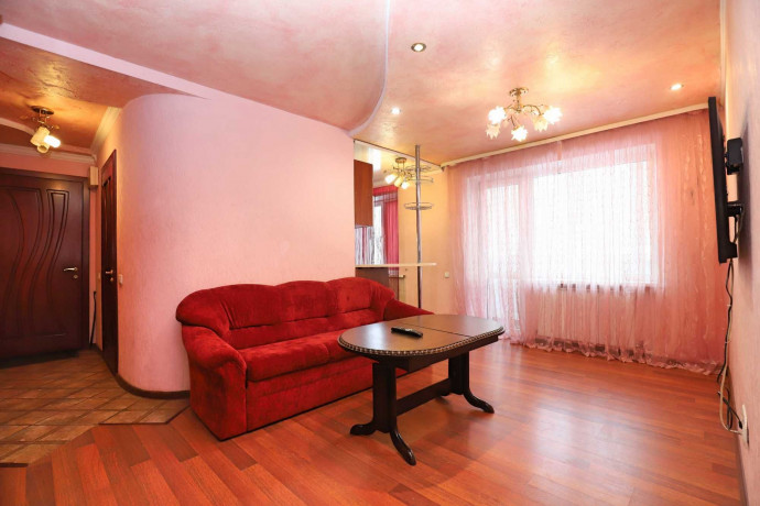 lyuks-v-centre-bulvar-sevcenko-big-2