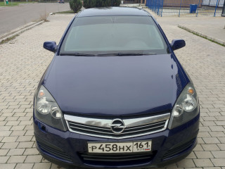 Продам Opel Astra H