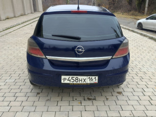 Продам Opel Astra H