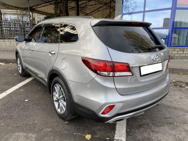 prodam-hyundai-santa-fe-grand-7mest-awd-big-4