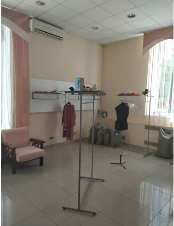 arenda-pod-magazin-salon-ofis-50-kvm-ul-universitetskaya-centr-big-2