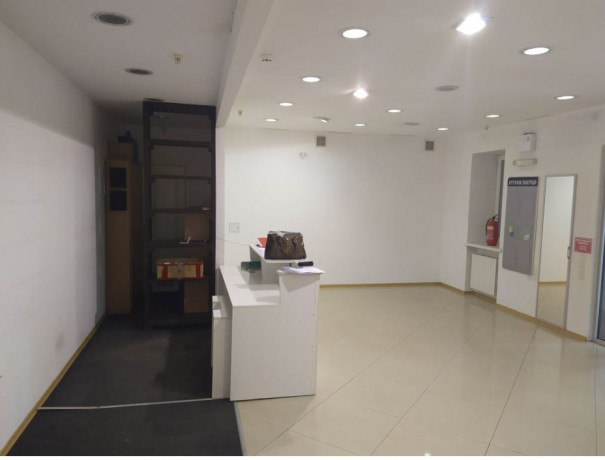 arenda-pod-magazin-salon-ofis-neziloe-pomeshhenie-48-kvm-okolo-mag-izumrud-big-1