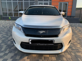 Продам автомобиль TOYOTA HARRIER