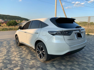 Продам автомобиль TOYOTA HARRIER