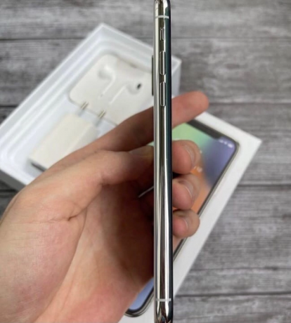 apple-iphone-x-256gb-silver-neverlock-ne-ref-big-2