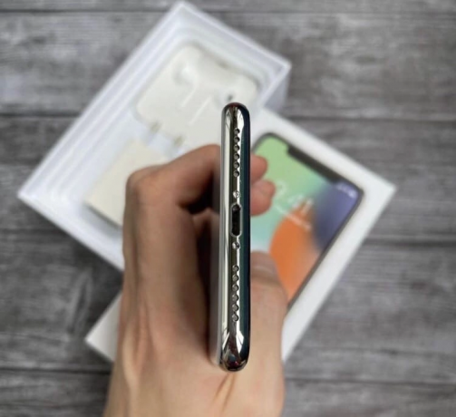 apple-iphone-x-256gb-silver-neverlock-ne-ref-big-5