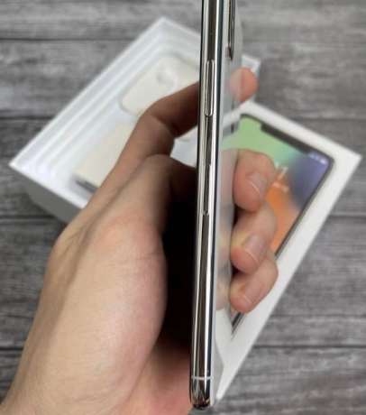 apple-iphone-x-256gb-silver-neverlock-ne-ref-big-3