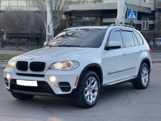 Продам БМВ X5 Е70 3.0