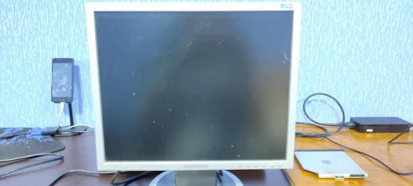 samsung-740n-bu-big-1