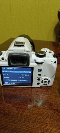 zerkalnyi-fotoapparat-pentax-kr-big-1