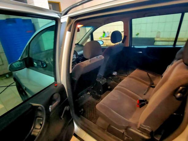 opel-zafira-16-2001-g-big-4