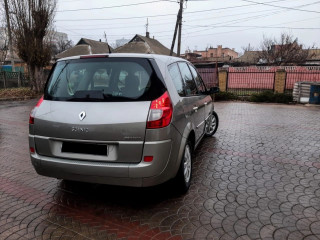 Продам идеальный Renault Grand Scenic