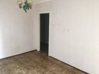 Продам 1к квартиру на Мирном