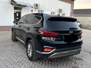 Кроссовер Hyundai Santa Fe, 2019г