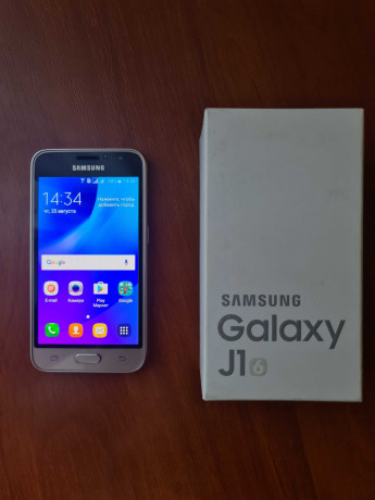 samsung-galaxy-j1-sm-j120f-zolotoi-big-4