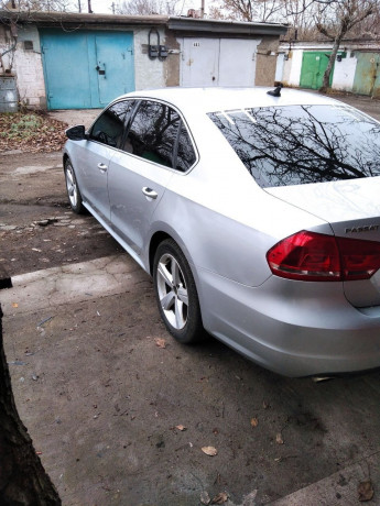 prodam-volkswagen-passat-big-3