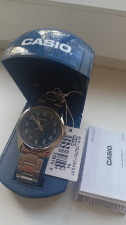 novye-muzskie-narucnye-casy-original-casio-mtp-v005d-2b4udf-big-0