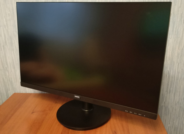 novyi-bezramocnyi-led-monitor-philips-27-dyuimov-razresenie-2k-75gc-big-1