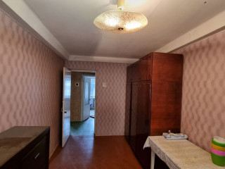 Продам 3-х комнатную квартиру в Донецке +79493687559