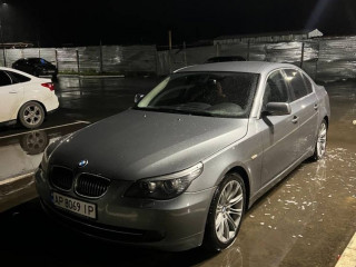 Bmw 523i 2008 год, в отличном состоянии. 12500$