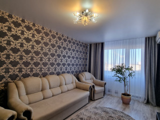 Продам 3-х комнатную квартиру в Донецке +79493687559