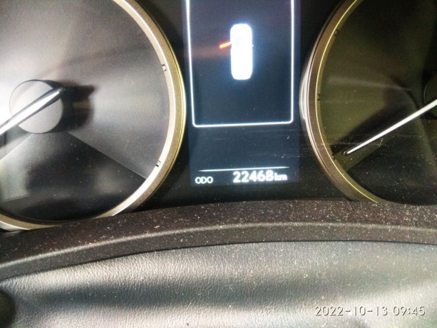 lexus-nx300gibrid-21god-big-2
