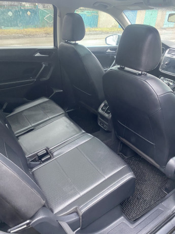 volkswagen-tiguan-se-big-4