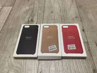Продам чехлы на iPhone 7/8/SE2020