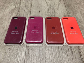 Продам чехлы на iPhone 7/8/SE2020
