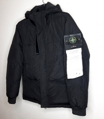 kurtka-stone-island-nylon-metal-big-2