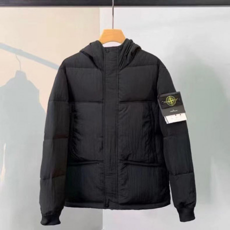 kurtka-stone-island-nylon-metal-big-0