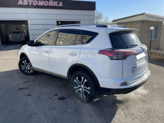 Toyota RAV4 полный привод