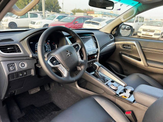 Mitsubishi Pajero Sport NEW