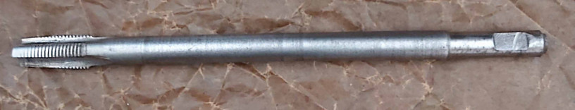 metcik-levyi-m12x125lh-r6m5-gaecnyi-18025-mm-pryamoi-xvostovik-melkii-sag-sssr-big-4