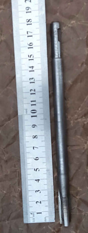 metcik-levyi-m12x125lh-r6m5-gaecnyi-18025-mm-pryamoi-xvostovik-melkii-sag-sssr-big-1