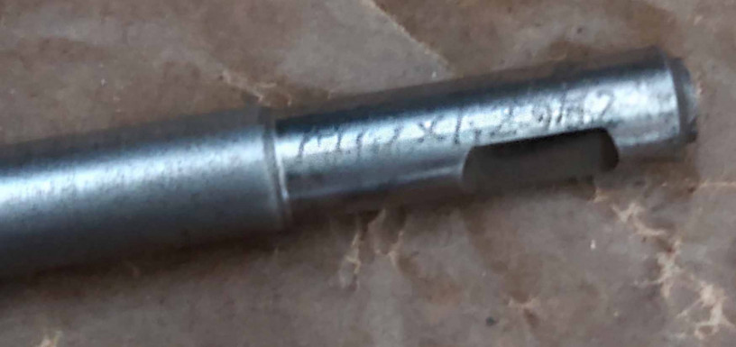 metcik-levyi-m12x125lh-r6m5-gaecnyi-18025-mm-pryamoi-xvostovik-melkii-sag-sssr-big-3