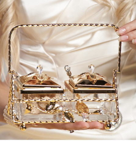 ikornica-s-kristallami-swarovski-pokryta-24-karatnym-zolotom-big-0