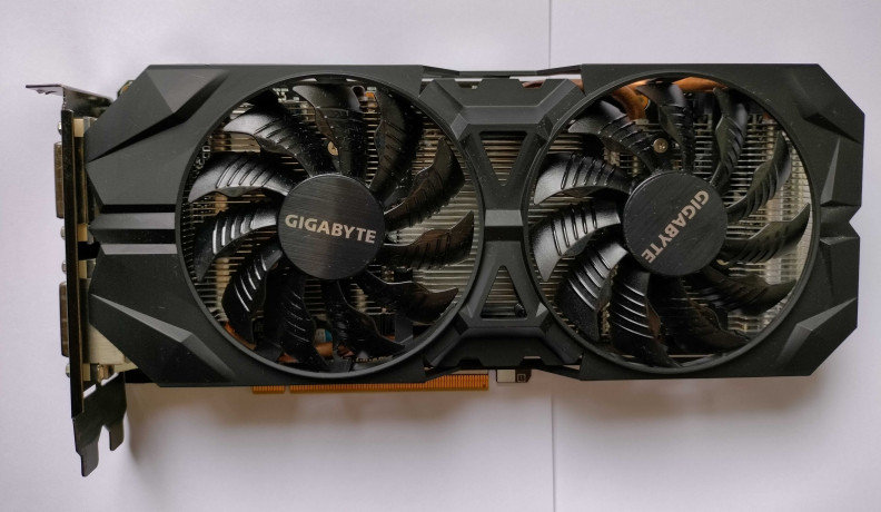 gigabyte-geforce-gtx-960-wf-oc-na-2-gb-8-000-big-0