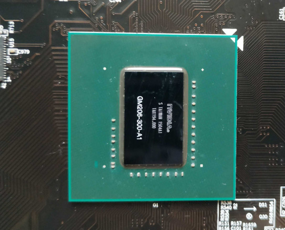 gigabyte-geforce-gtx-960-wf-oc-na-2-gb-8-000-big-2