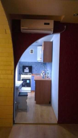 posutocno-pocasovo-centr-voda-vsegda-bespereboika-150-litrov-big-2