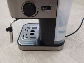 Продам кофемашину Centek CT-1164