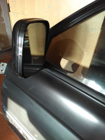 4-dveri-v-sbore-ot-mitsubisi-pajero-sport-montero-sport-big-3