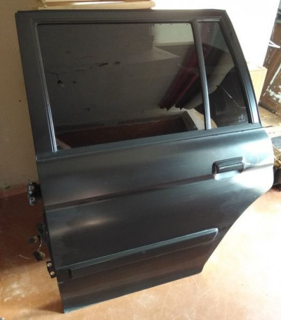 4-dveri-v-sbore-ot-mitsubisi-pajero-sport-montero-sport-big-1