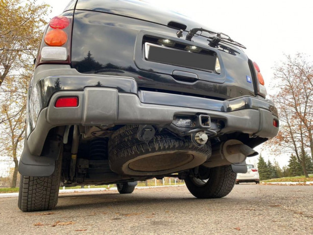 chevrolet-trailblazer-2004-big-3