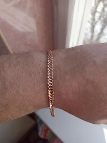 prodayutsya-novye-zolotye-braslety-585-proby-big-1