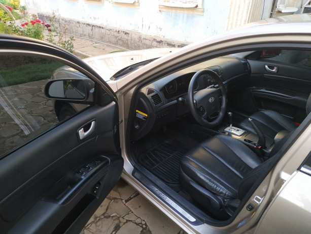 prodam-hyundai-sonata-2008gv-dizel-20-avtomat-big-1