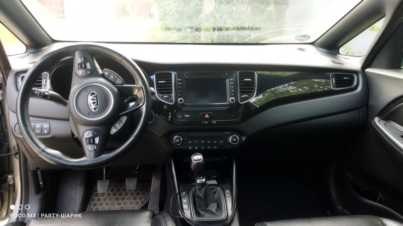 prodam-miniven-kia-carens-or-rondo-2013-big-3