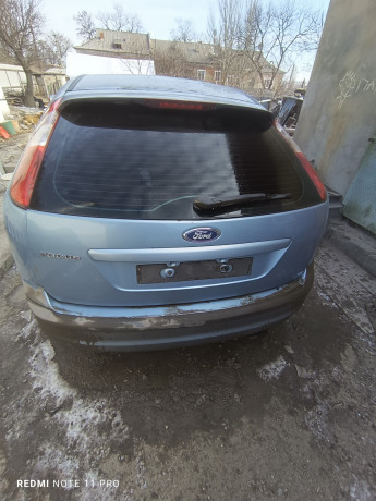 dveri-ford-focus-2-xetcbek-big-2